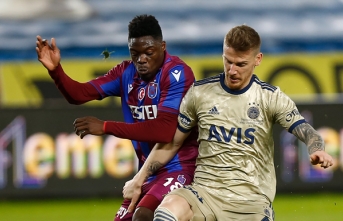 Trabzonspor'da Ekuban görüşme odasına