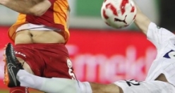 Göbeği olay oldu! Sosyal medya çalkalanıyor...