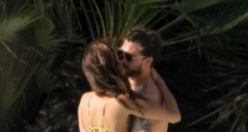 Kevin Trapp ve Izabel Goulart havuz başında sarmaş dolaş!
