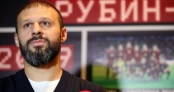 Bir dönem kapanıyor! Gökdeniz futbolu bırakıyor