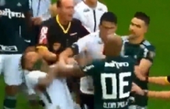 Melo yine kavga etti!