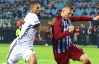 Talisca Durica'nın kaburgasını kırmış!