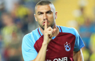 Burak Yılmaz'dan transfer açıklaması! "Beklenmedik...
