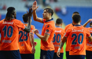 Medipol Başakşehir, Antalya'da gol yağdırdı!