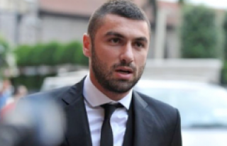 Beşiktaş, Burak Yılmaz'dan indirim bekliyor