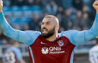 Burak Yılmaz'ın peşine düştüler!