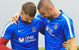 Canlı yayında Burak ve Onur'un transfer olacağı...