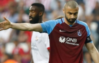 Flaş iddia! Burak Yılmaz Süper Lig ekibiyle anlaştı...