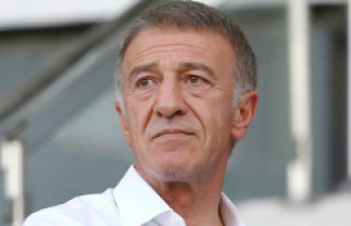 Ahmet Ağaoğlu'ndan Burak Yılmaz ve Onur Kıvrak...