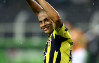 Fenerbahçe'de Alex de Souza sürprizi!