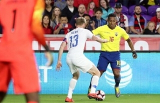 Antonio Valencia, Manchester United'a veda etti