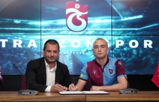 Trabzonspor Doğan Erdoğan'la sözleşme imzaladı!