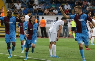 Fırtına evinde esti!