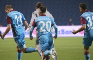 Trabzon 90+6'dan attığı gole 1 puanı kurtardı