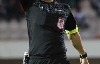 Trabzonspor - Fenerbahçe maçı hakemi belli oldu