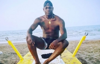 Balotelli’den Sergen Yalçın’a yeni gönderme