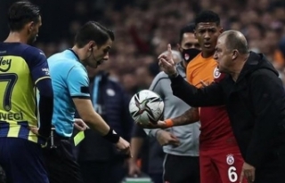 Fatih Terim 5 maç ceza aldı