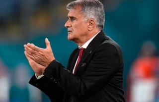 Aklı da gönlü de Şenol Güneş’ten yana