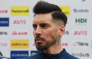 Jose Sosa'yı imzaya bekliyorlar!
