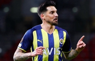 Jose Sosa'nın bileti kesildi! Rota bakın neresi?