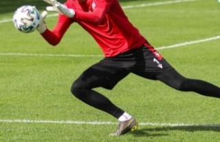 Trabzonspor'dan kaleci atağı! İlk temas..