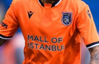 Trabzonspor'un yeni sağ beki İstanbul'dan...