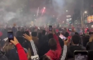 Taraftar yönetim kurulunu bastı! 12 yaralı