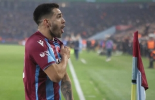 Gomez’i ilk kutlayanlar Galatasaraylılar oldu