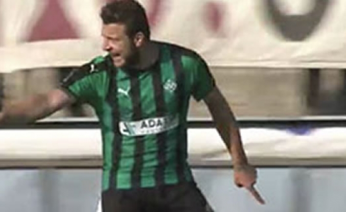 Yok artık Batuhan! Maça girdi ve...
